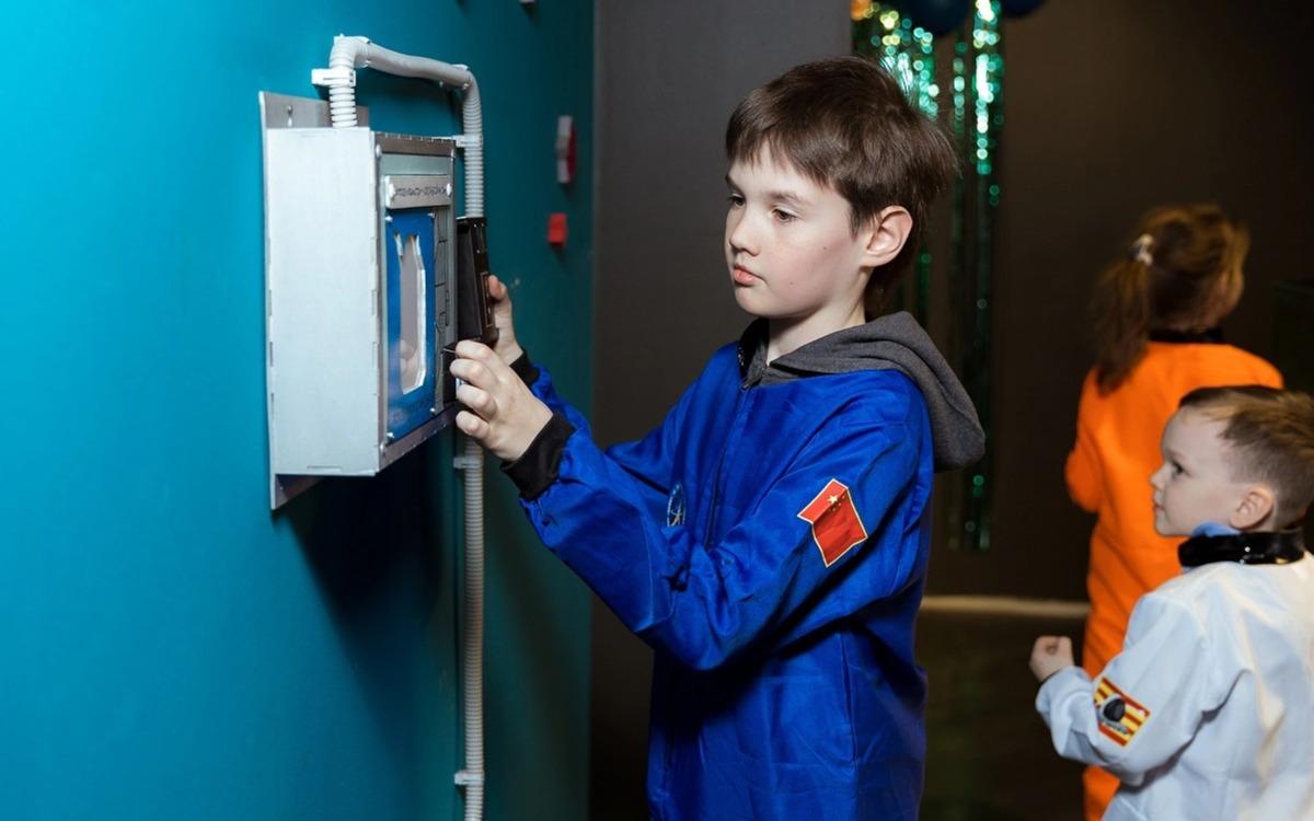 Квест Амонг Ас Полюс в Оренбурге